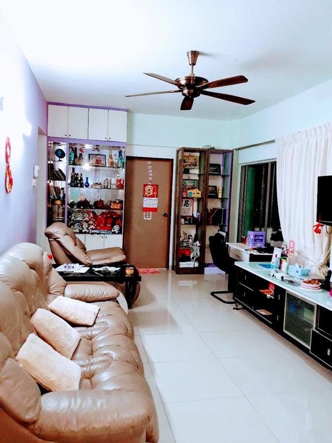 A In Aparnt Sri Impian Johor Bahru
